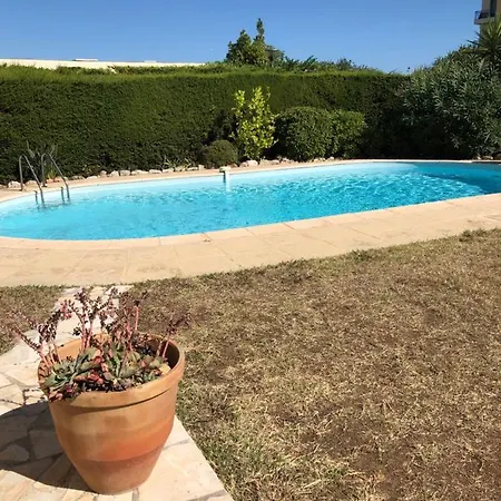 C3 Arthur Rimbaud D'hote Piscine Proche 600m 4*