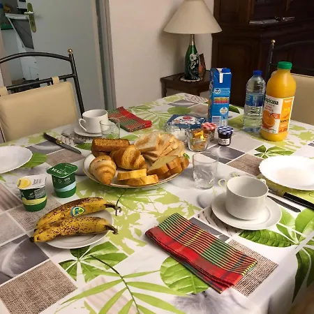 C3 Arthur Rimbaub D'hote Piscine Proche 600m Panzió Cagnes-sur-Mer