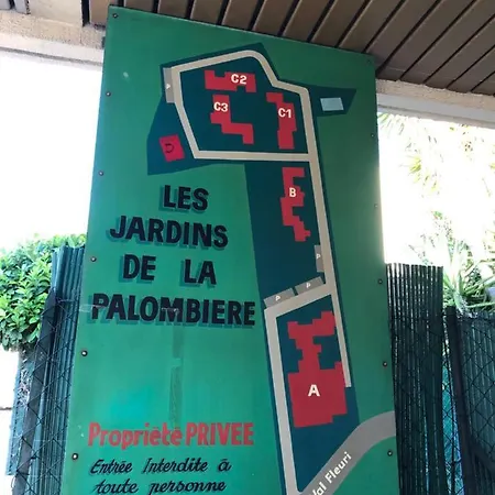 C3 Arthur Rimbaud D'hote Piscine Proche 600m Bed & Breakfast 4*