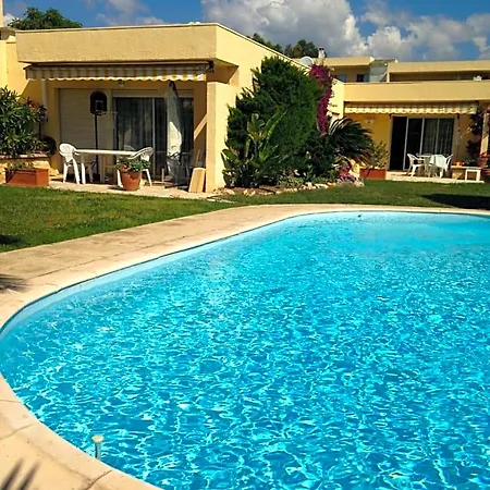 C3 Arthur Rimbaud D'hote Piscine Proche 600m 4*